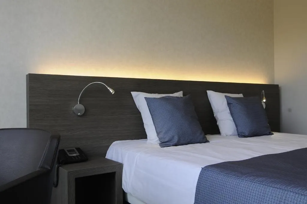 Europahotel Ghent 3*,